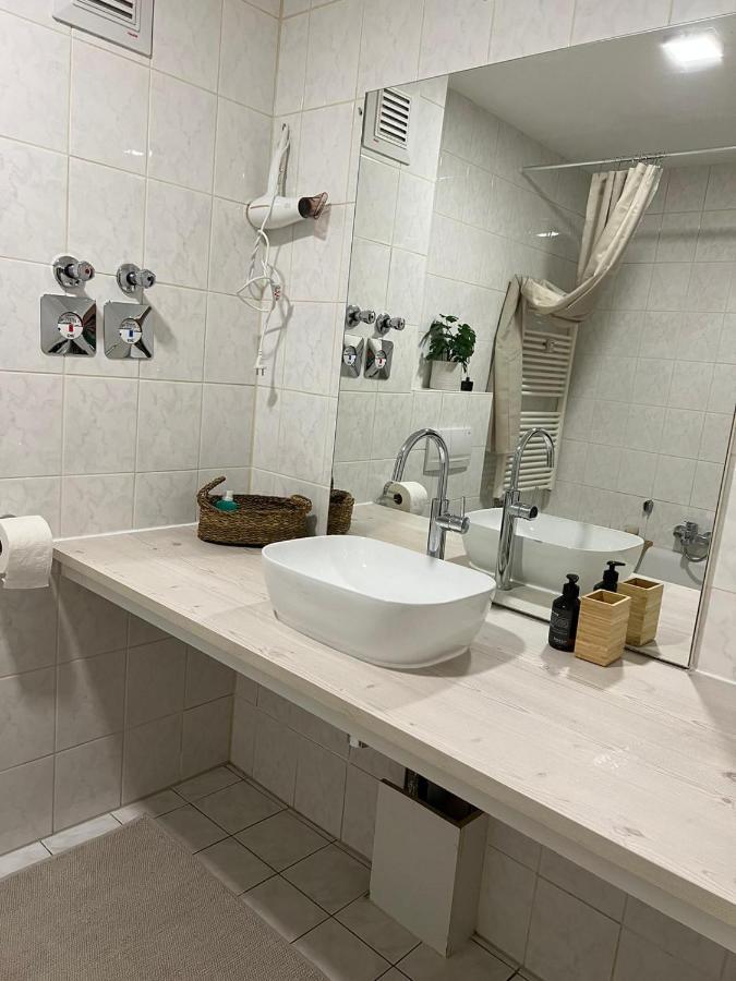Japandi Fuer 2 I Nahe Mannheim, Schwetzingen Apartment Bruhl  Bagian luar foto